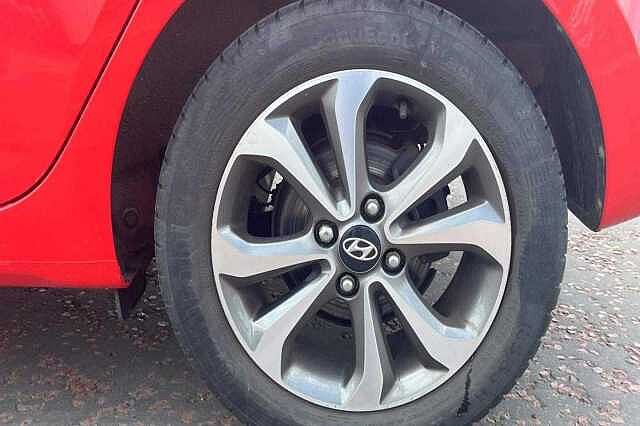 Hyundai i10 Hatchback 5d 1.0 (67ps) PLAY