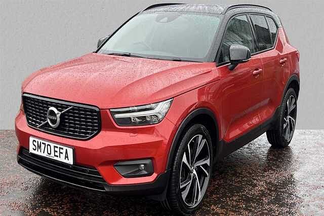 Volvo XC40 SUV 2.0 B4 (197bhp) AWD R-Design Pro Red